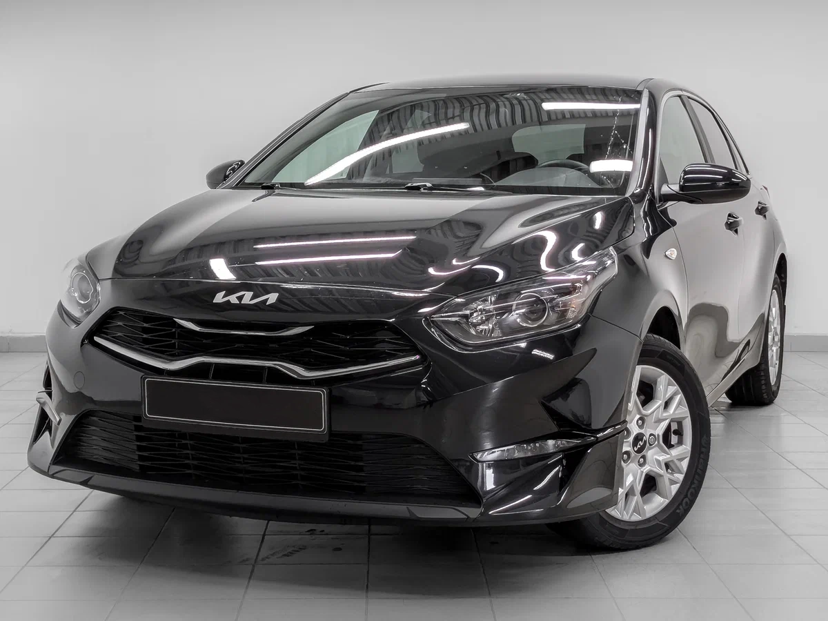 KIA Ceed по цене от 2 245 000 рублей