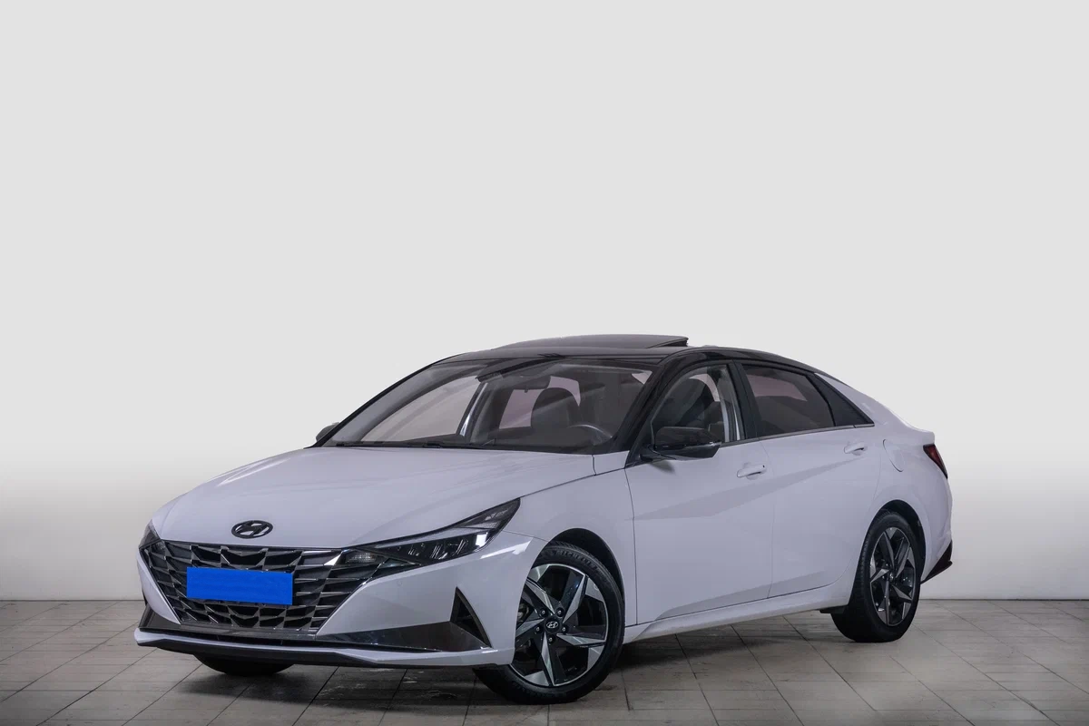 Hyundai Elantra по цене от 2 149 000 рублей